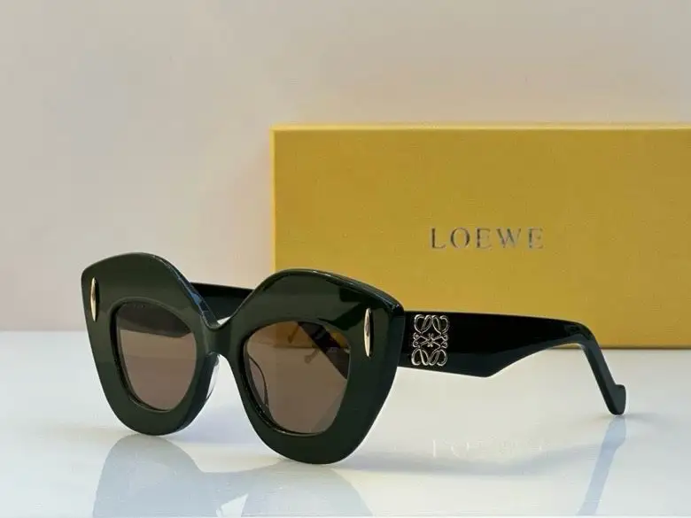 Loewe Glasses (20)